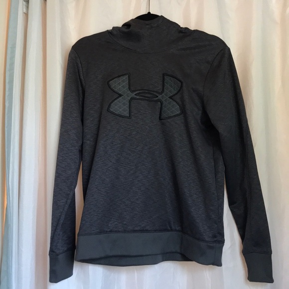 Under Armour Tops - NWT Grey heather Under Armour Sweatshirt Hoodie Womens Size Small!